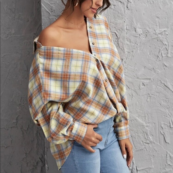 ✨ SOLD ✨ SHEIN | Drop Shoulder Oversized Blouse - Picture 1 of 4